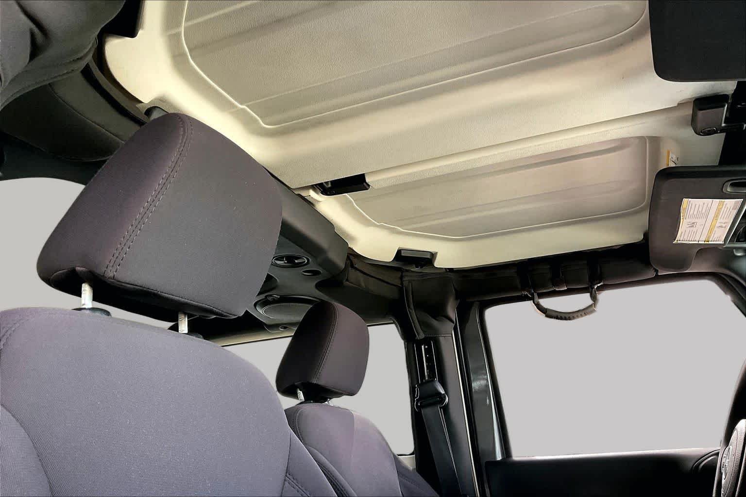 2014 Jeep Wrangler Sport - Photo 14
