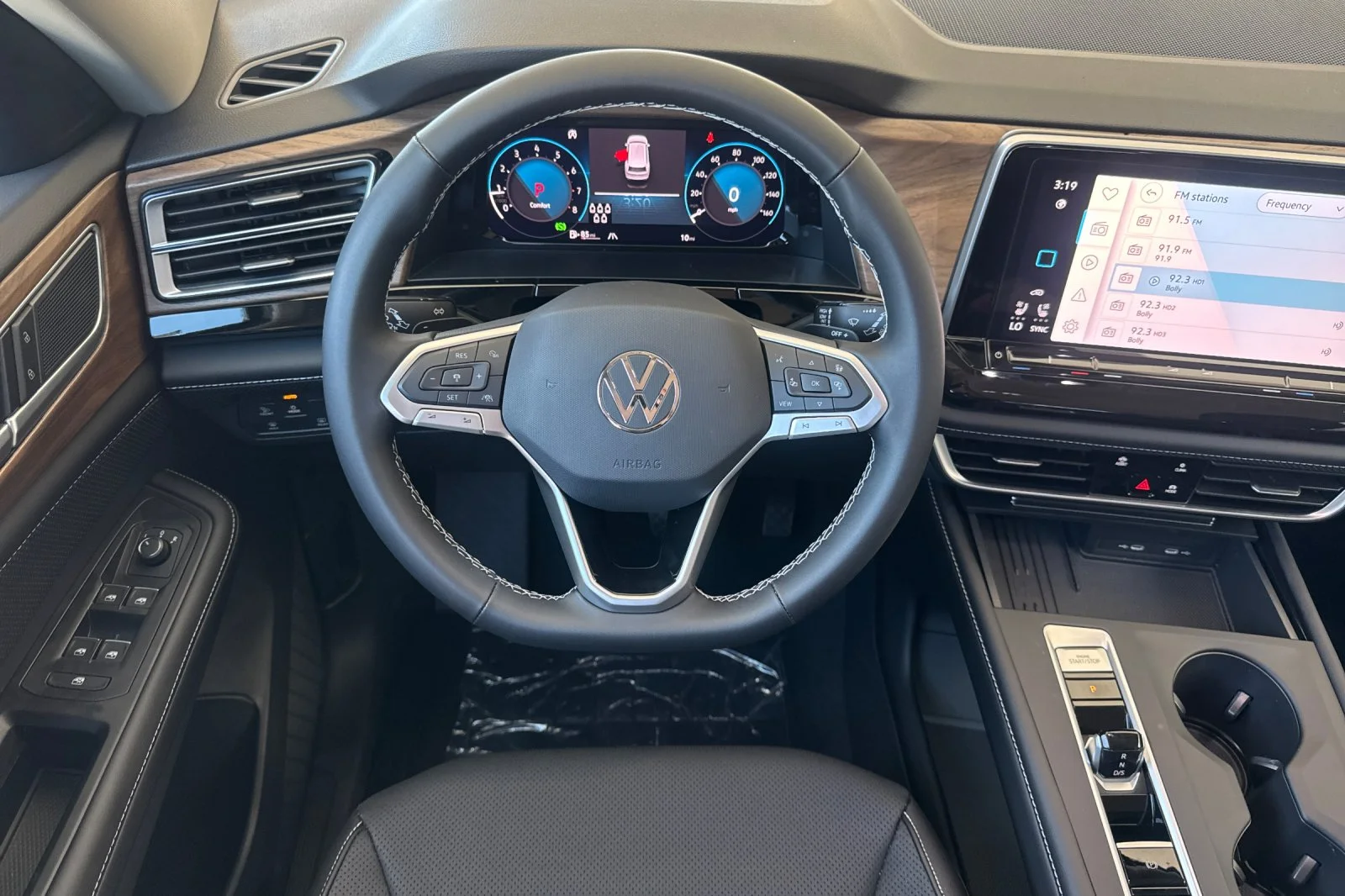 New 2026 Black Volkswagen 2.0T SE image 14