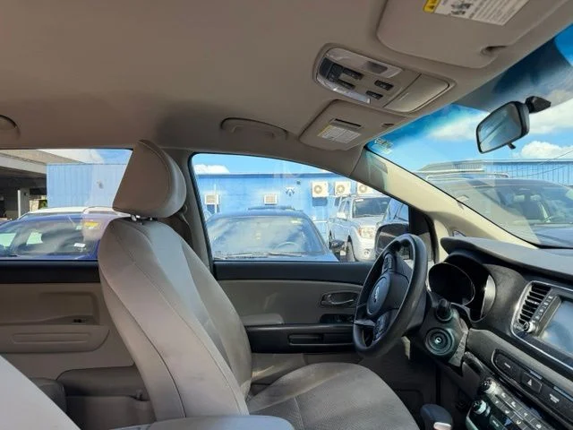 Used 2021 Black Kia LX image 18