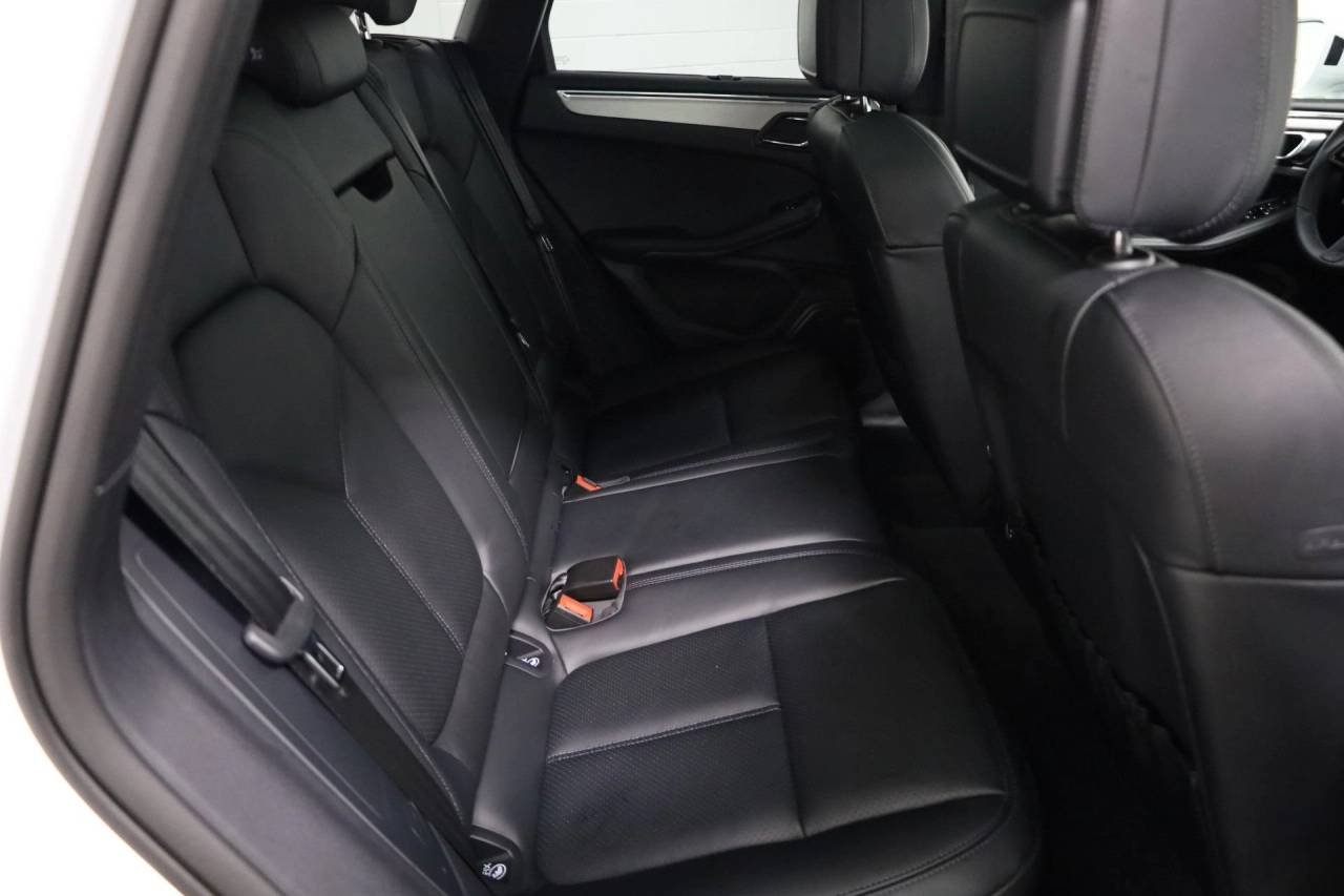 Certified Used 2026 White Porsche  image 35