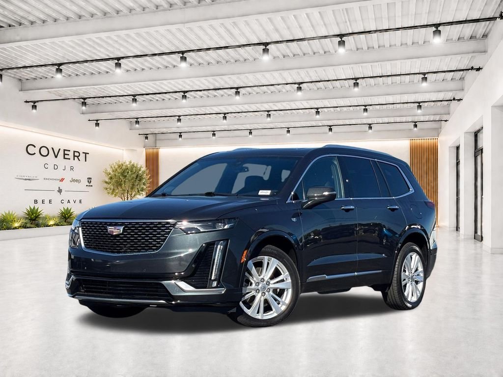 Used 2023  Cadillac Premium Luxury image 1