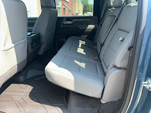 2025 Chevrolet Silverado 2500 HD LT - Photo 11