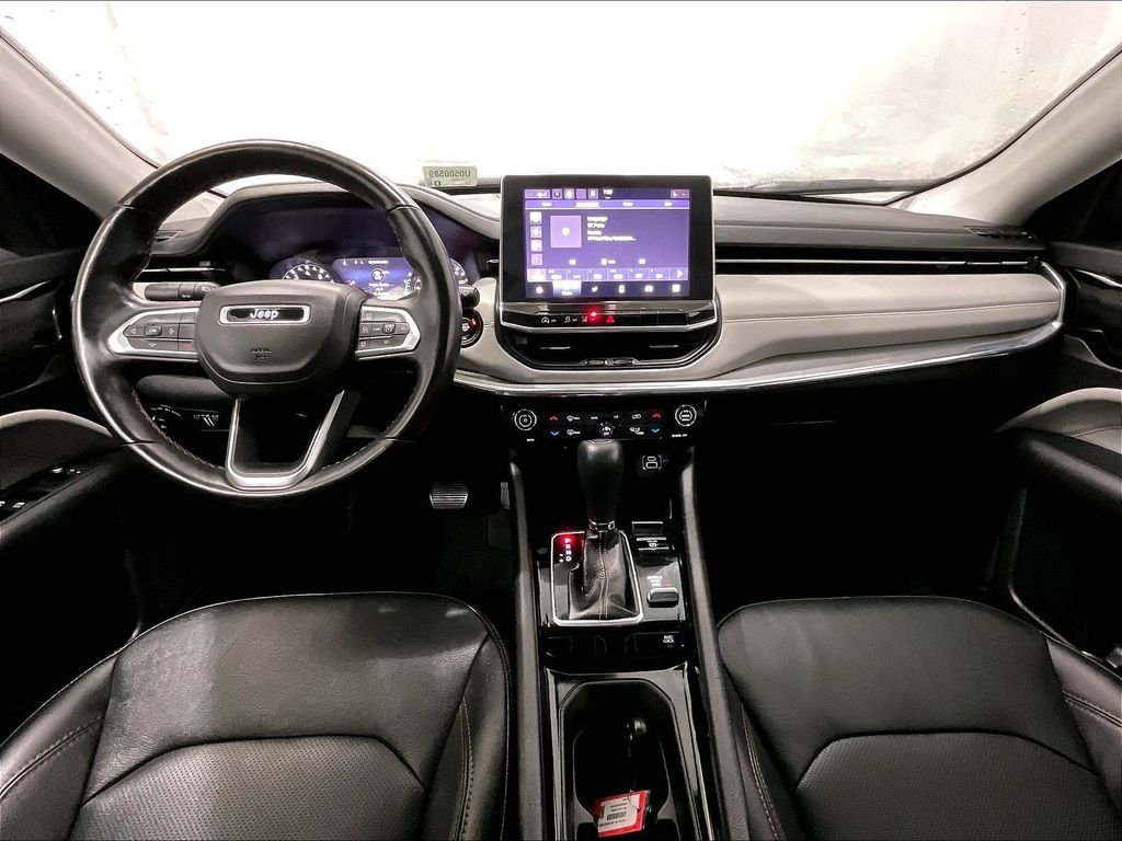 Used 2022 Bright White Clearcoat Jeep Limited image 21