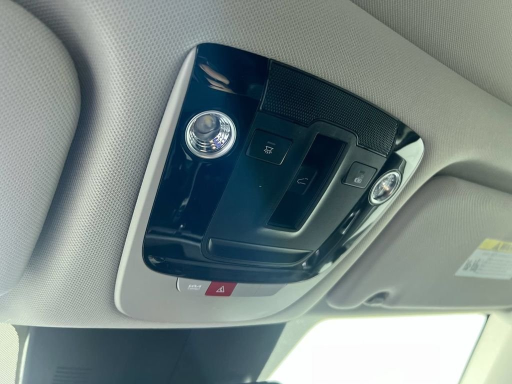 2026 Kia Sorento EX - Photo 18