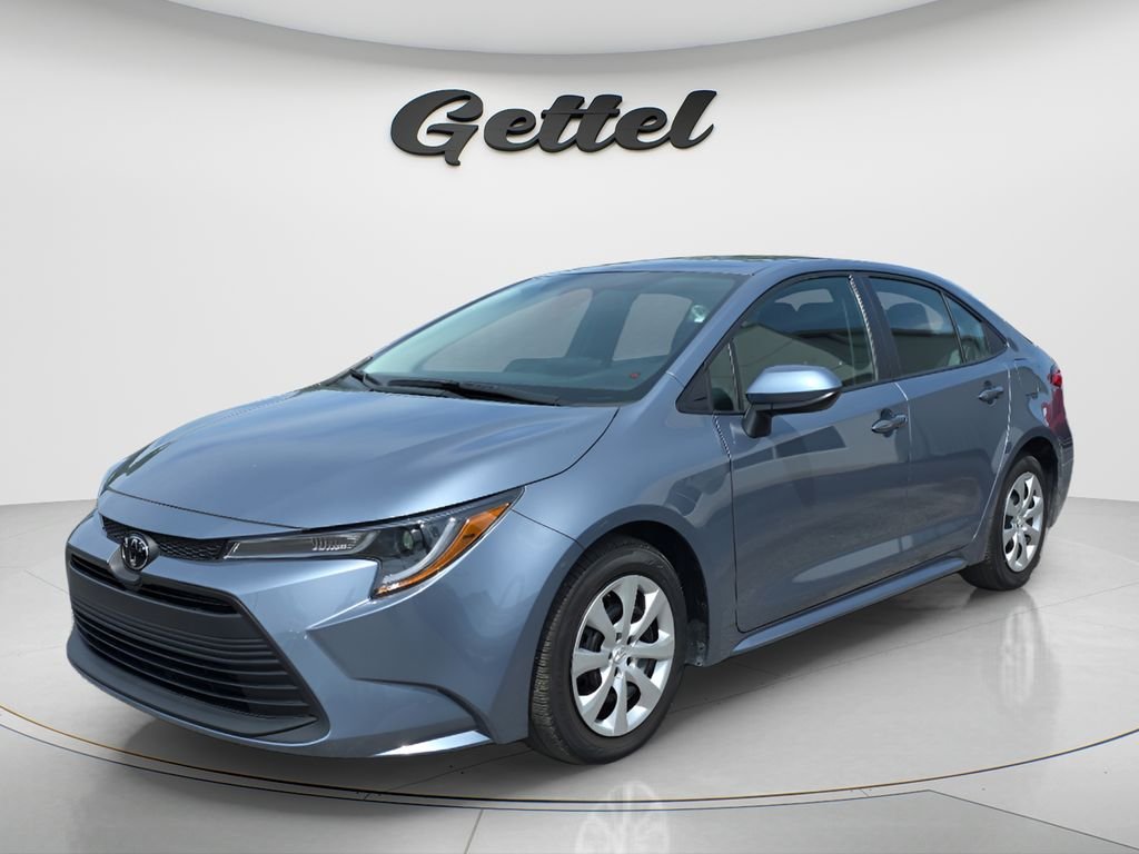 2025 Toyota Corolla LE CVT's photo