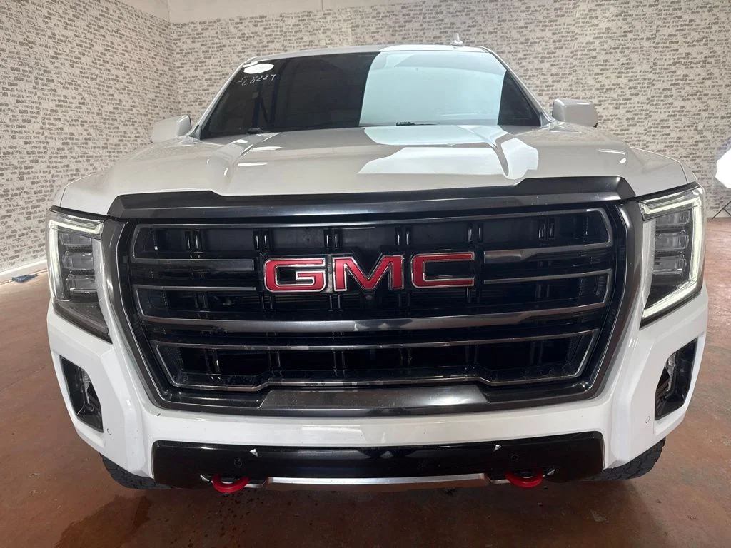 Used 2023 White GMC AT4 image 2