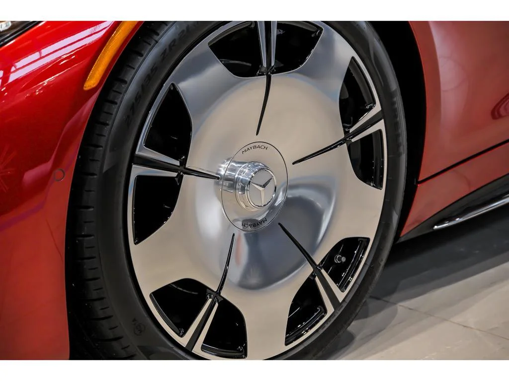 New 2026 MANUFAKTUR garnet red metallic (Red Ambiance) Mercedes-Benz Mercedes-Maybach SL 680 image 46