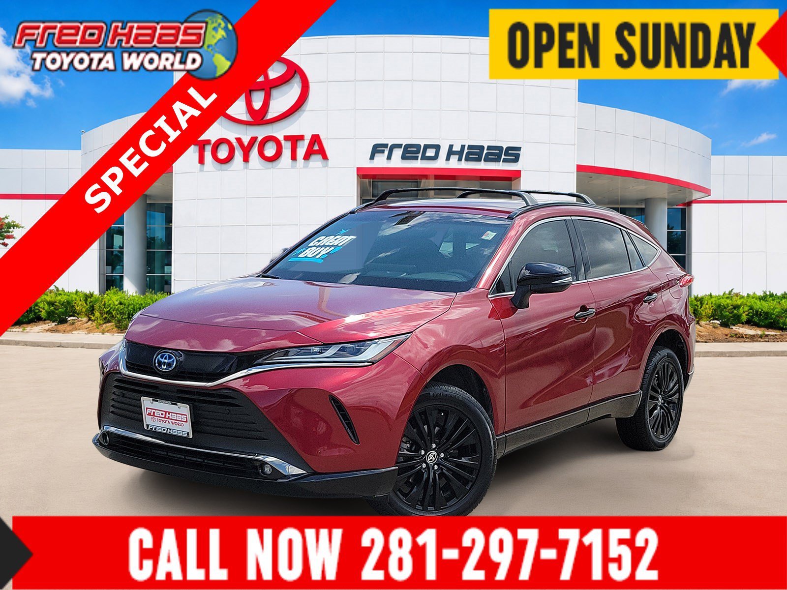 2024 Toyota Venza Nightshade Hybrid AWD's photo