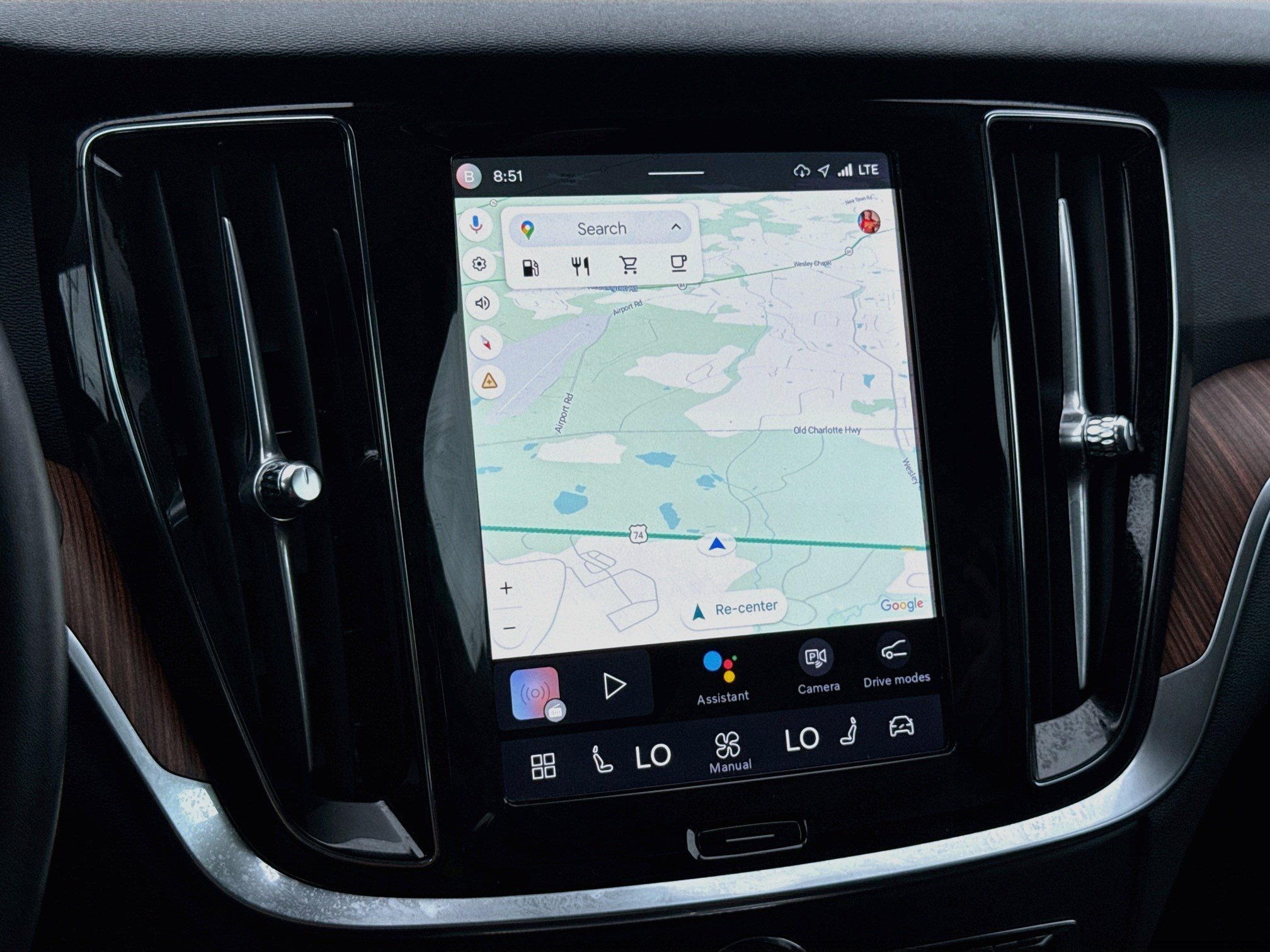 Used 2025 Onyx Black Metallic Volvo Plus image 15