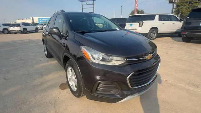 Used 2019 Chevrolet Trax LT with VIN KL7CJLSB4KB903895 for sale in Seguin, TX