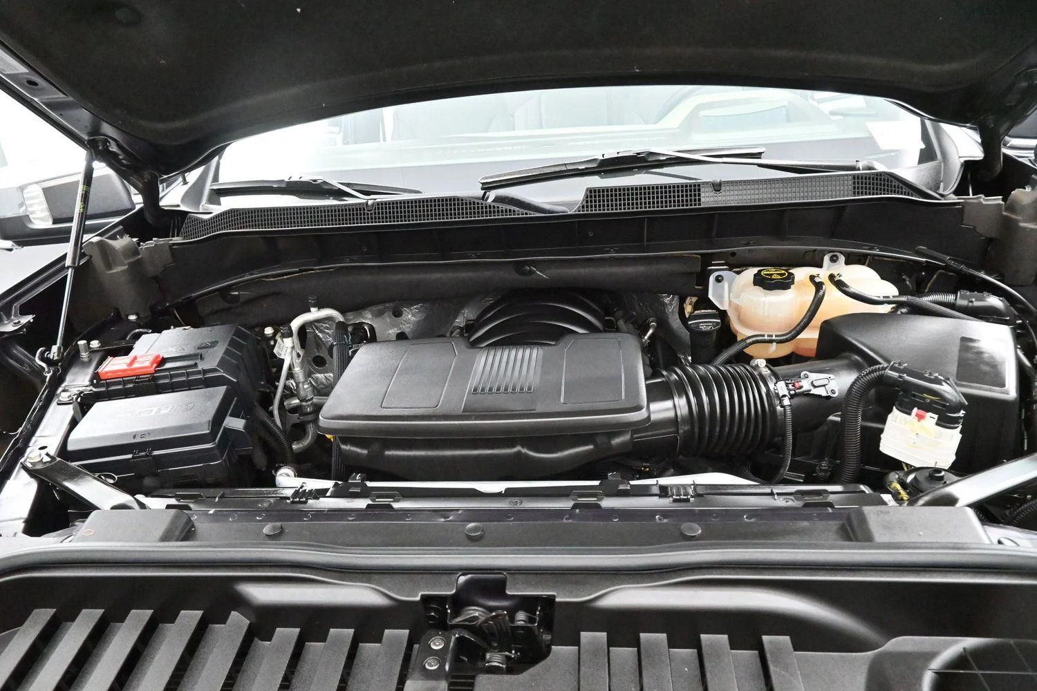 Used 2024 Dark Ash Metallic Chevrolet LTZ image 38