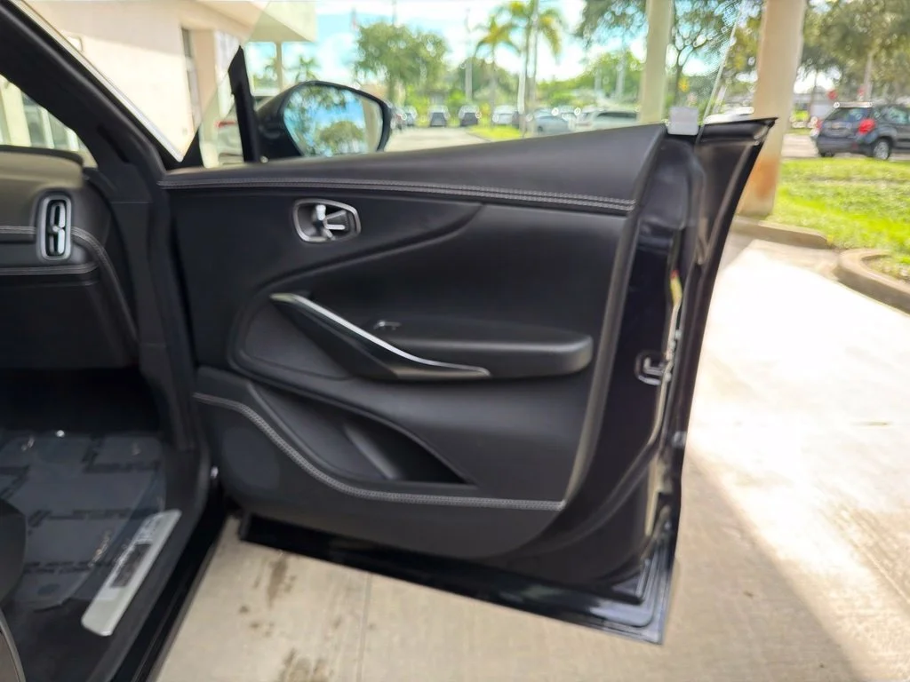 Used 2021 Black Aston Martin Base image 35