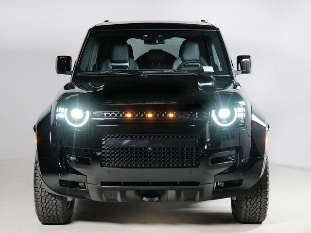 New 2026  Land Rover  image 8
