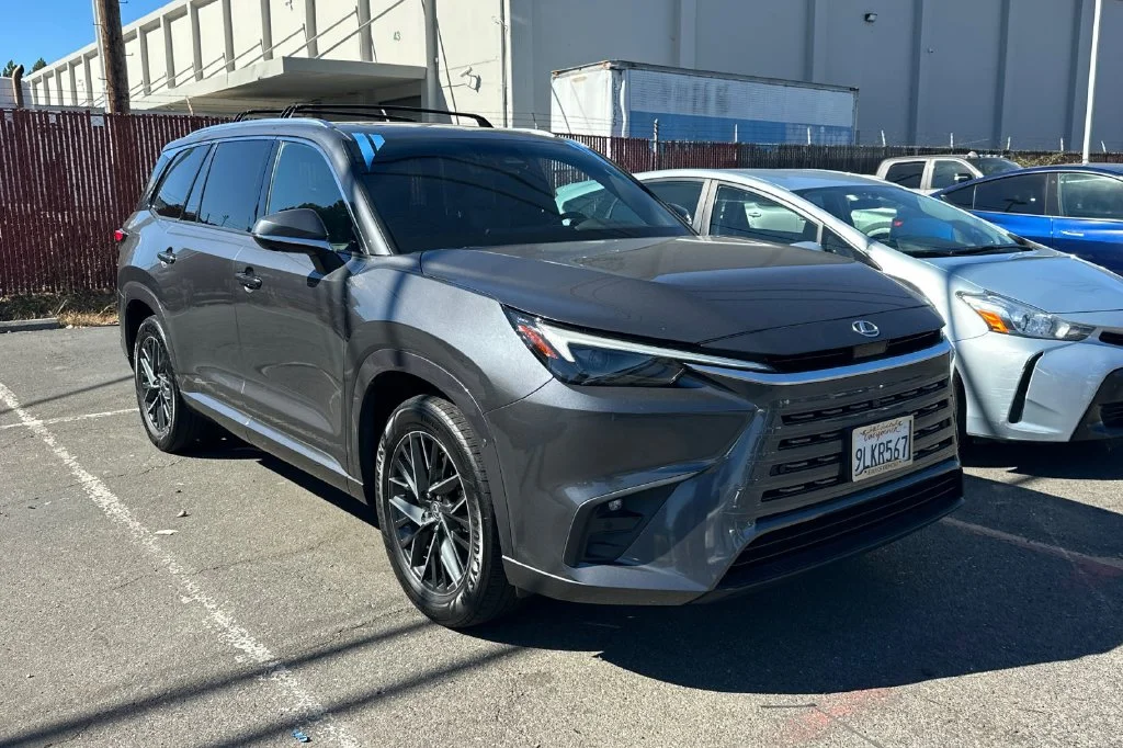 Used 2024 Gray Lexus 350 Premium image 2