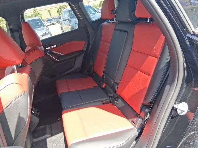 Used 2025  BMW xDrive28i image 16