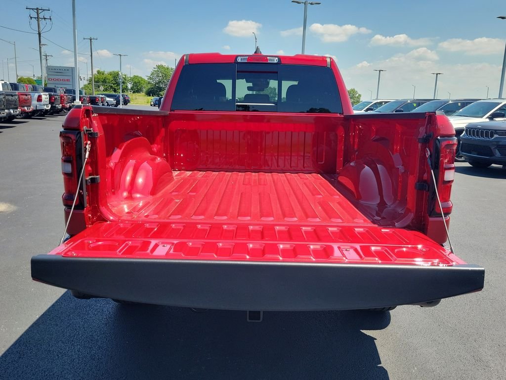 New 2026 Molten Red Pearlcoat RAM Black Express Edition image 8