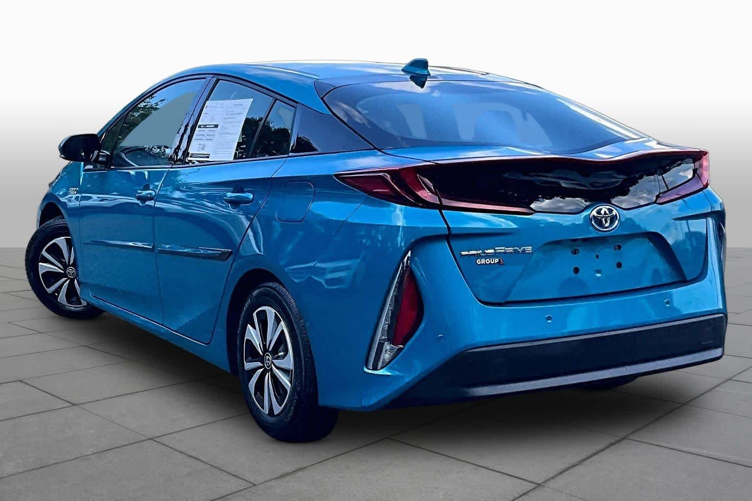 Certified Used 2017 Blue Magnetism Toyota Advanced image 12
