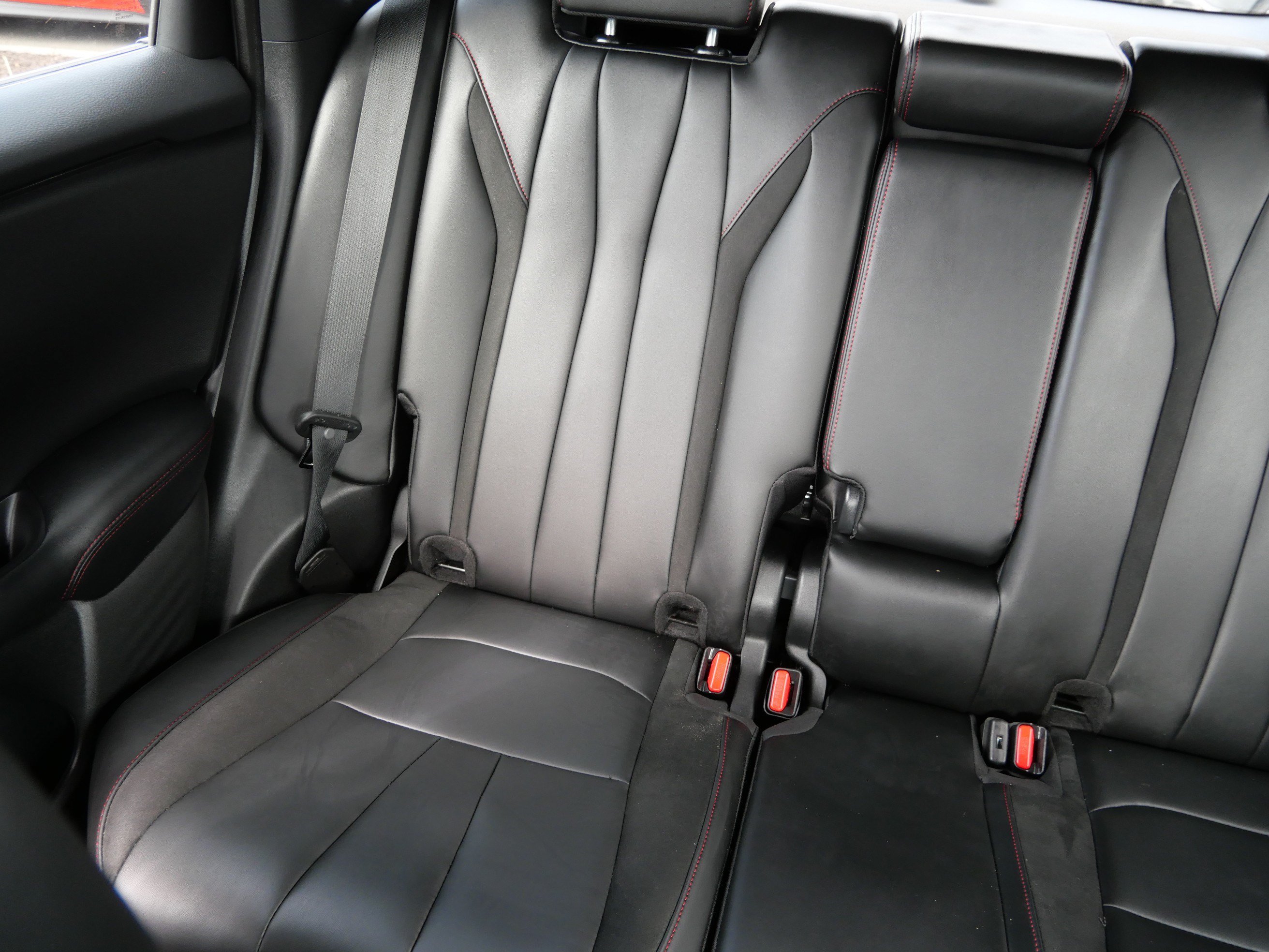 Used 2025 Solar Silver Metallic Acura w/A-Spec Advance Package image 12