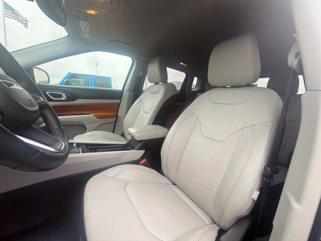 Certified Used 2022 Black Jeep Limited image 32
