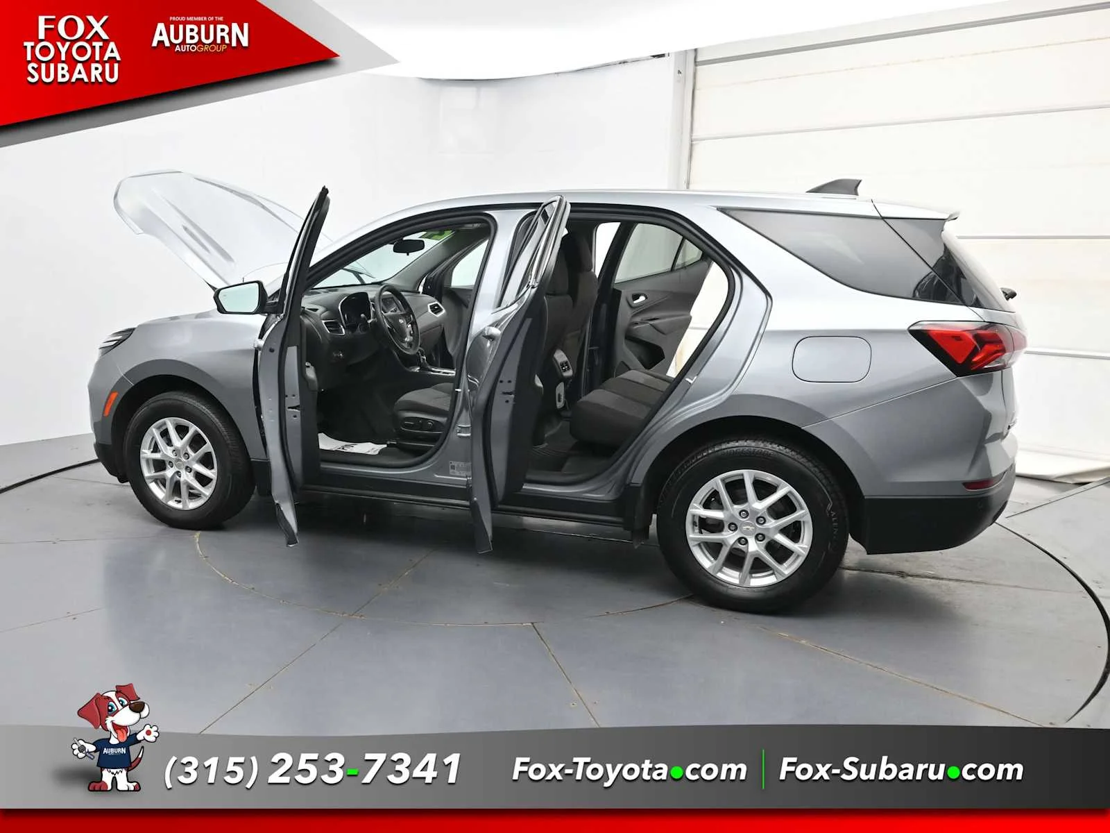 Used 2024 Sterling Gray Metallic Chevrolet LT image 43
