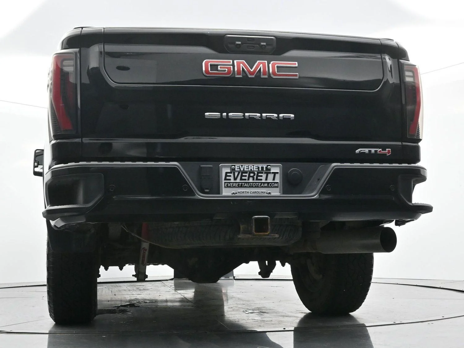 Used 2024 Onyx Black GMC AT4 image 52