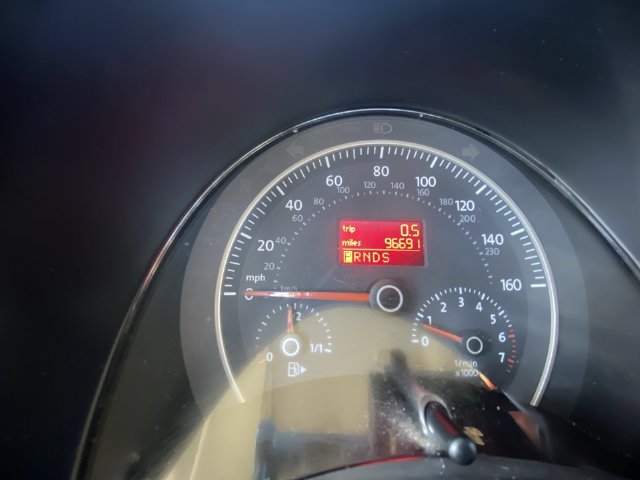 Used 2008 Yellow Volkswagen S image 15