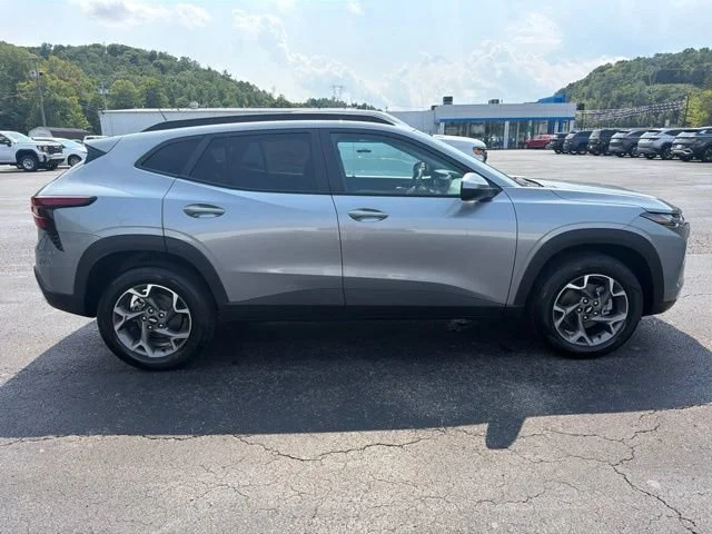 New 2026 Sterling Gray Metallic Chevrolet LT image 9