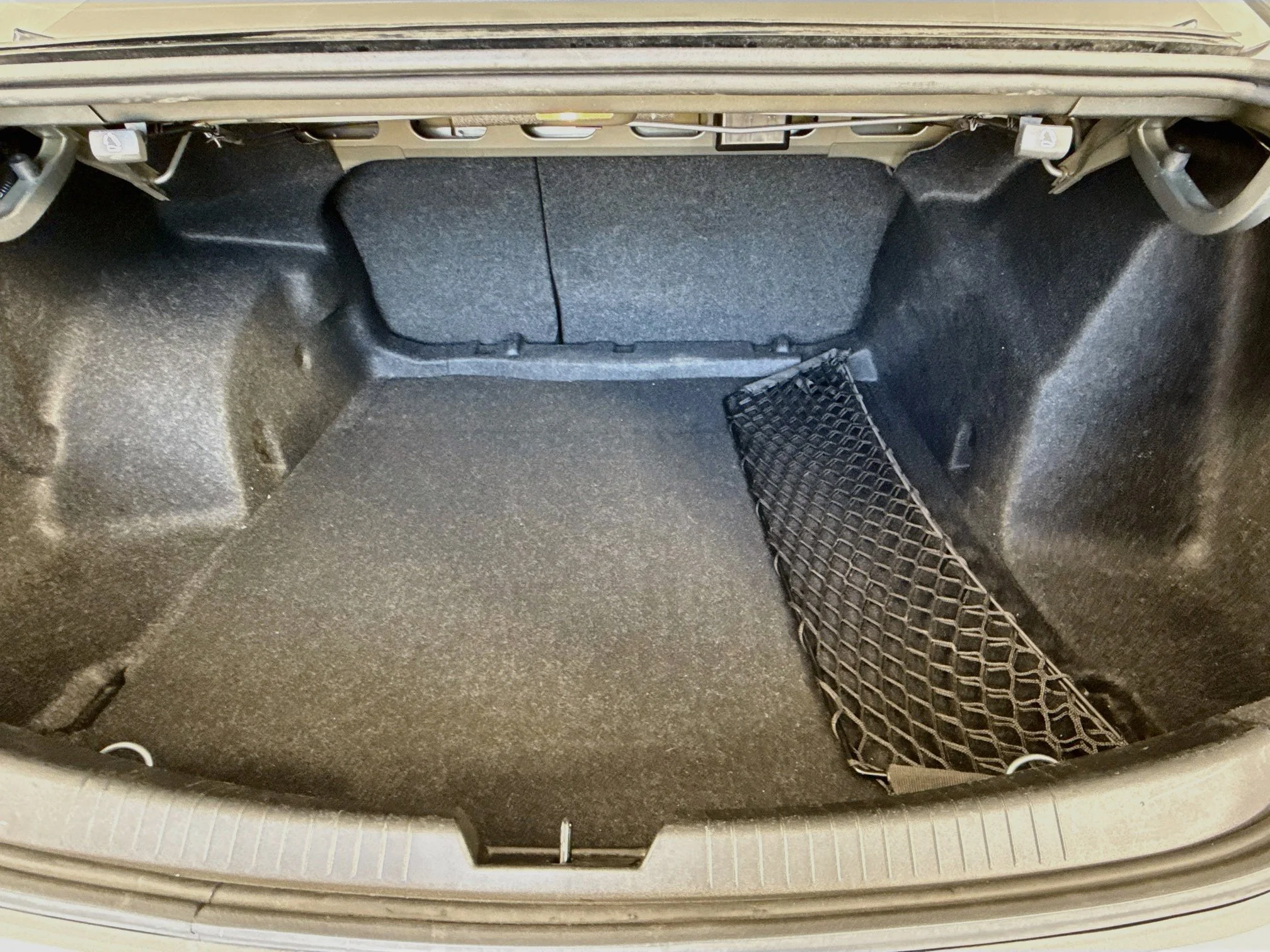 Used 2025 Sterling Gray Metallic Chevrolet LS image 27