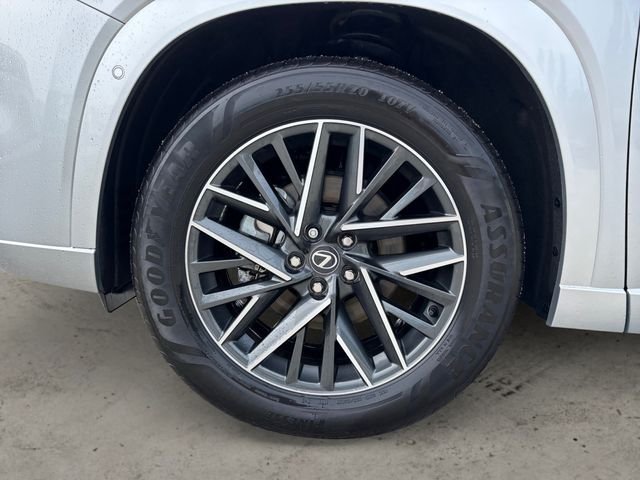 Used 2025 Silver Lexus 350 Premium image 9