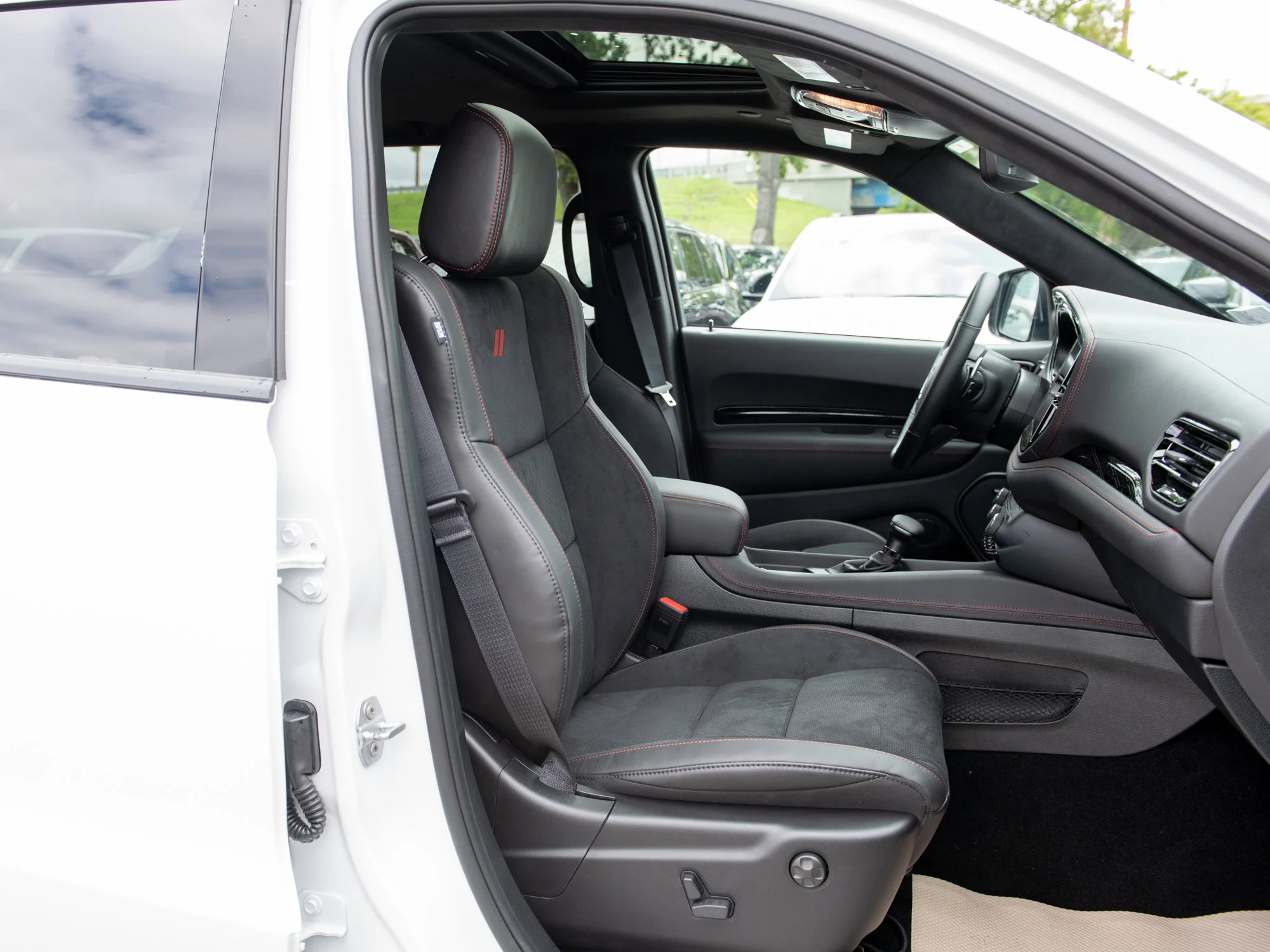New 2026 White Dodge GT HEMI V8 Premium* AWD image 28