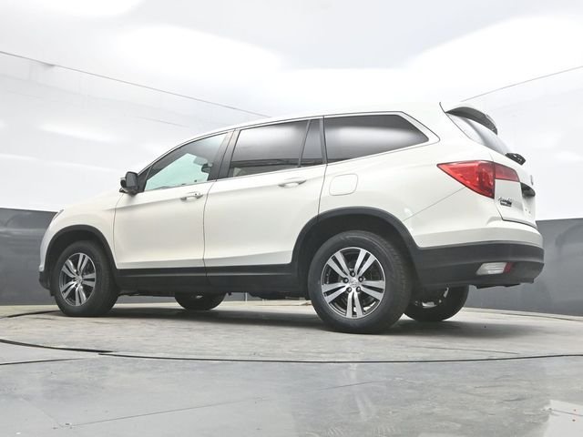 Used 2017 White Honda EX-L image 31
