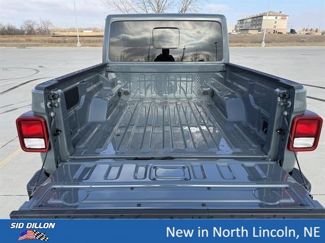 New 2026 Anvil Clearcoat Jeep Sport S image 7