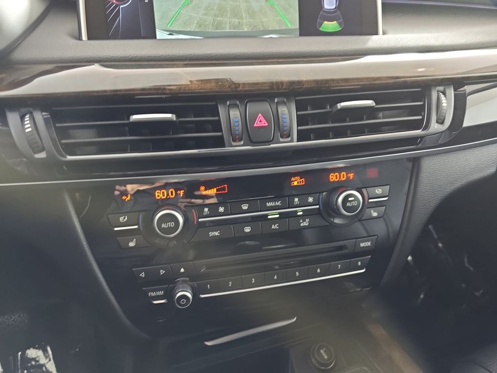 Used 2015 Dark Graphite BMW xDrive35i image 27