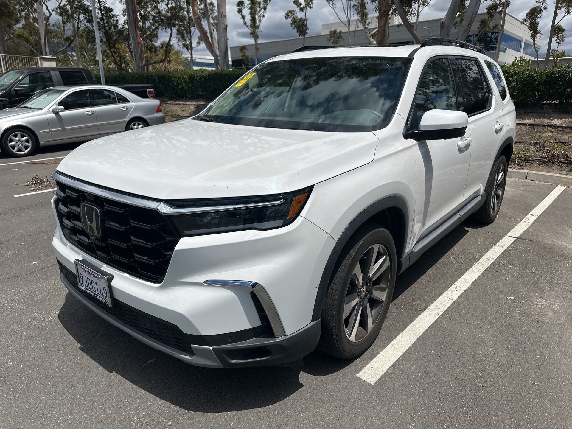 2023 Honda Pilot Elite AWD's photo