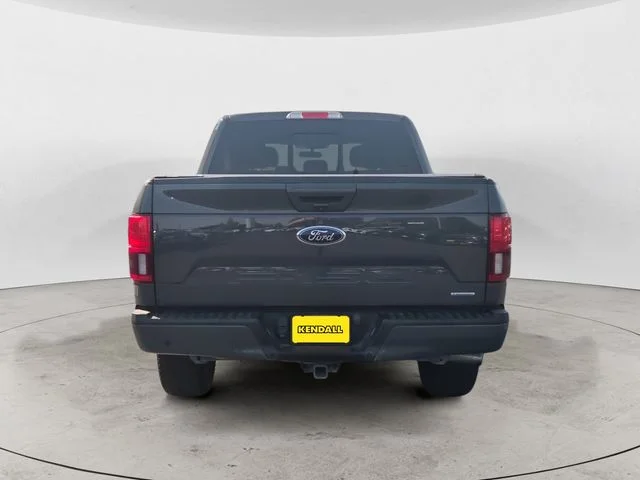 Used 2018  Ford Lariat image 6