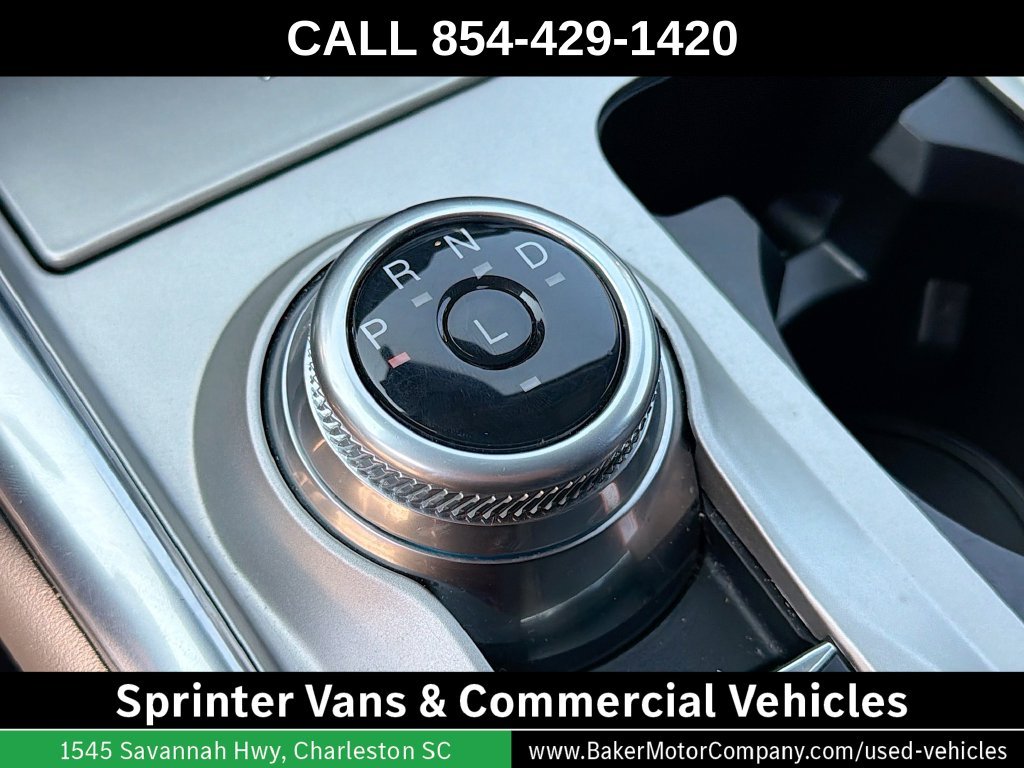 Used 2023 Red Ford XLT image 18