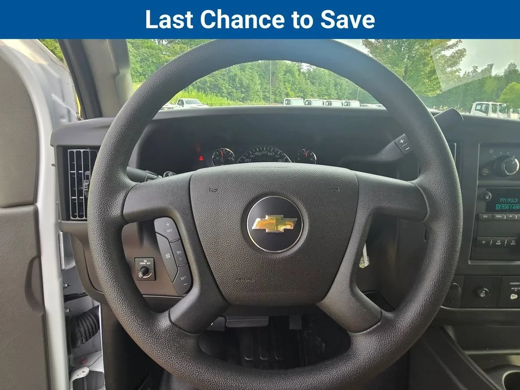 2025 Chevrolet Express Cargo Work Van - Photo 51