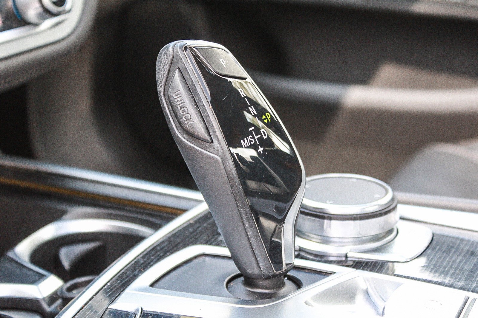 Used 2019 Black Sapphire Metallic BMW 740i image 22