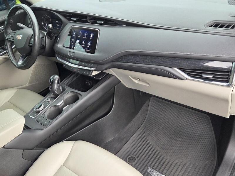 Used 2019 Atlantic Metallic CADILLAC FWD 4DR PREMIUM LUXURY image 24