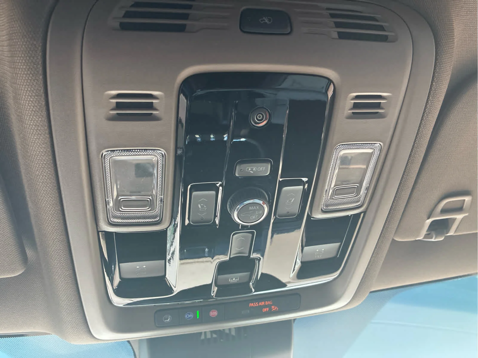 Used 2026 Glacier White Tricoat GMC Denali image 19