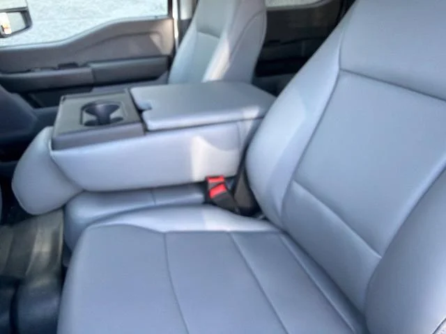 New 2026 Oxford White Ford F-450® XL image 36