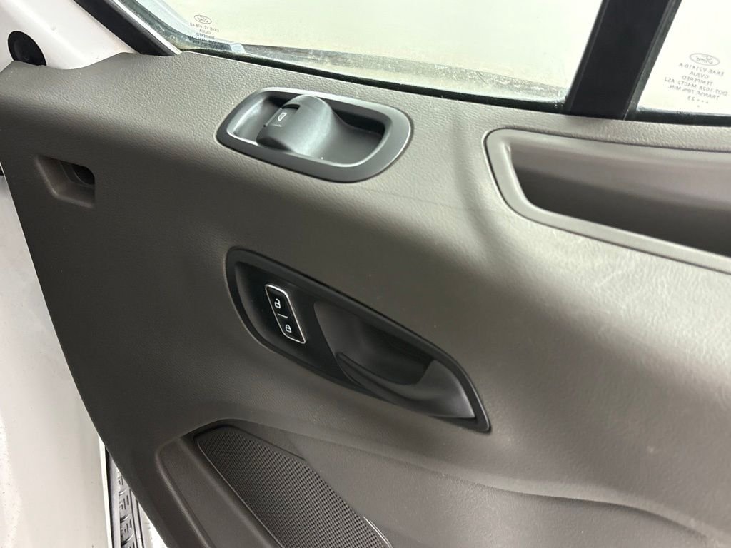 Used 2023 White Ford XLT image 17