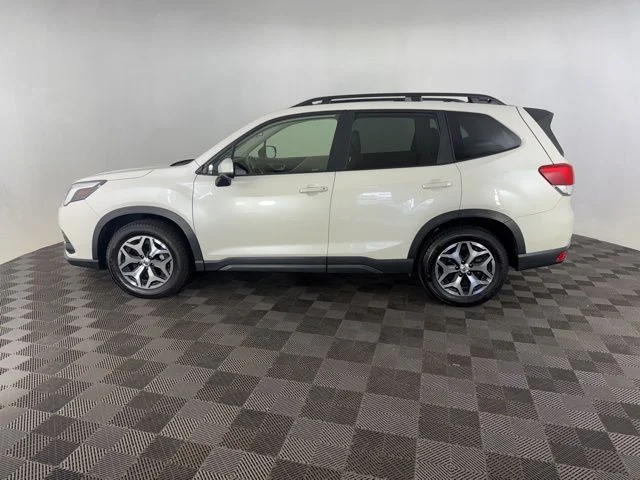 Used 2024 White Subaru Premium image 10