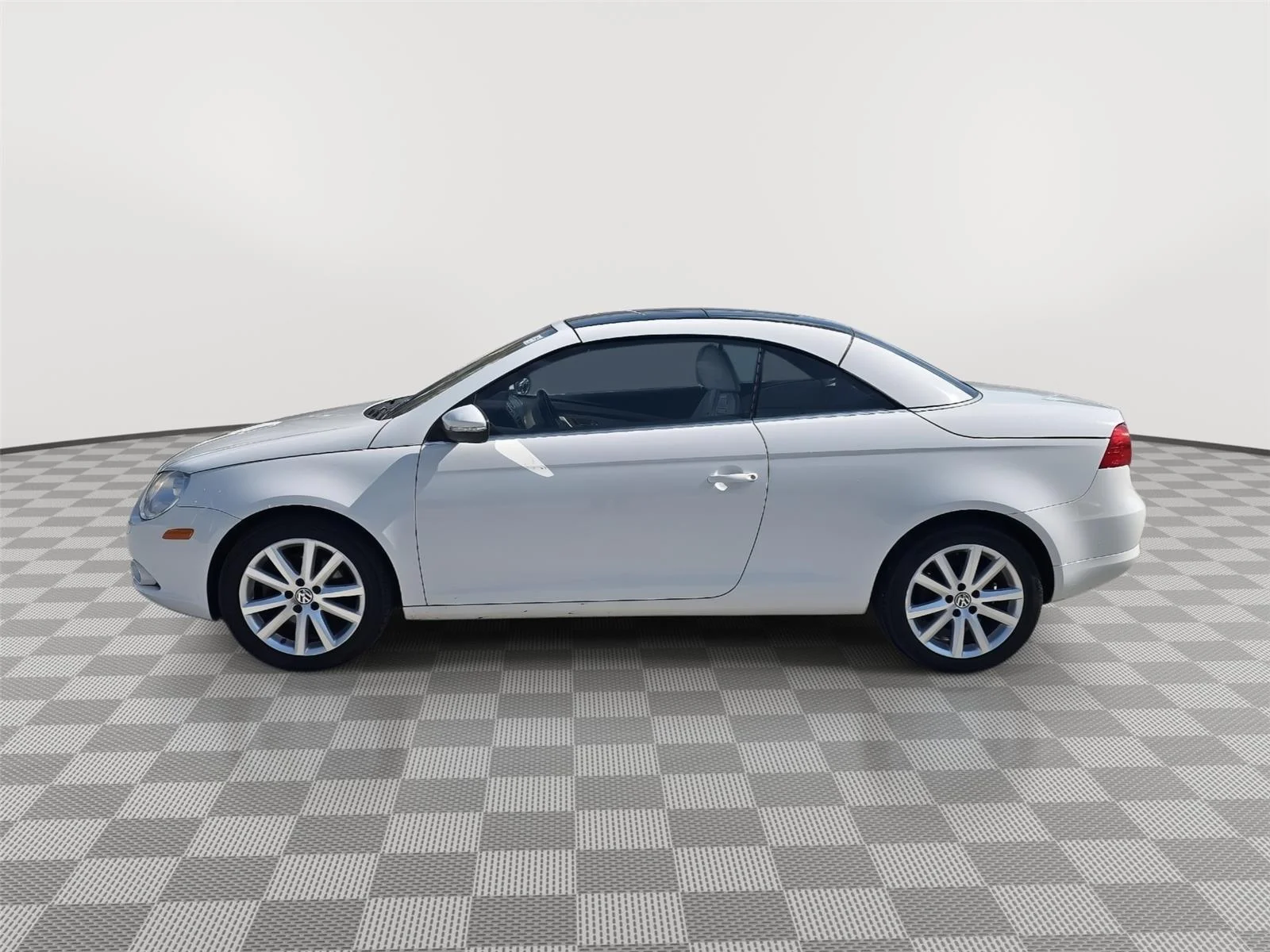Used 2010 WHITE Volkswagen Komfort image 9