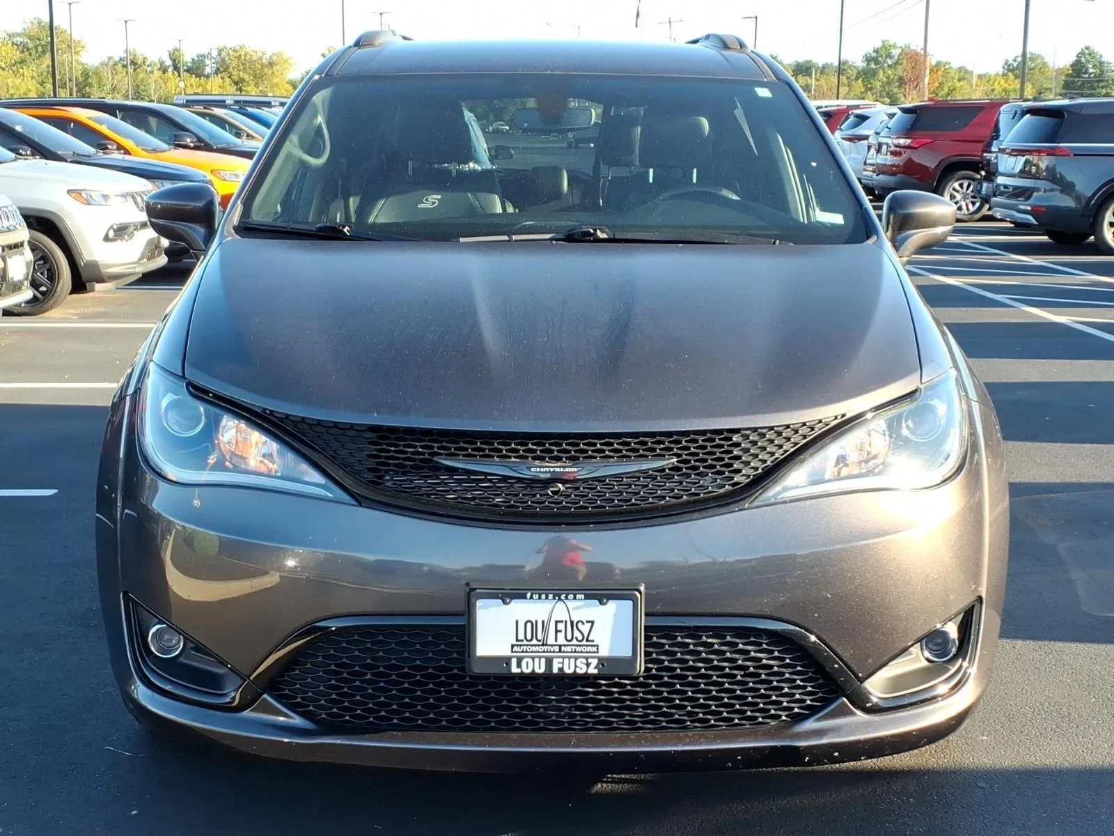 Used 2020 Granite Crystal Metallic Clearcoat Chrysler Launch Edition image 34