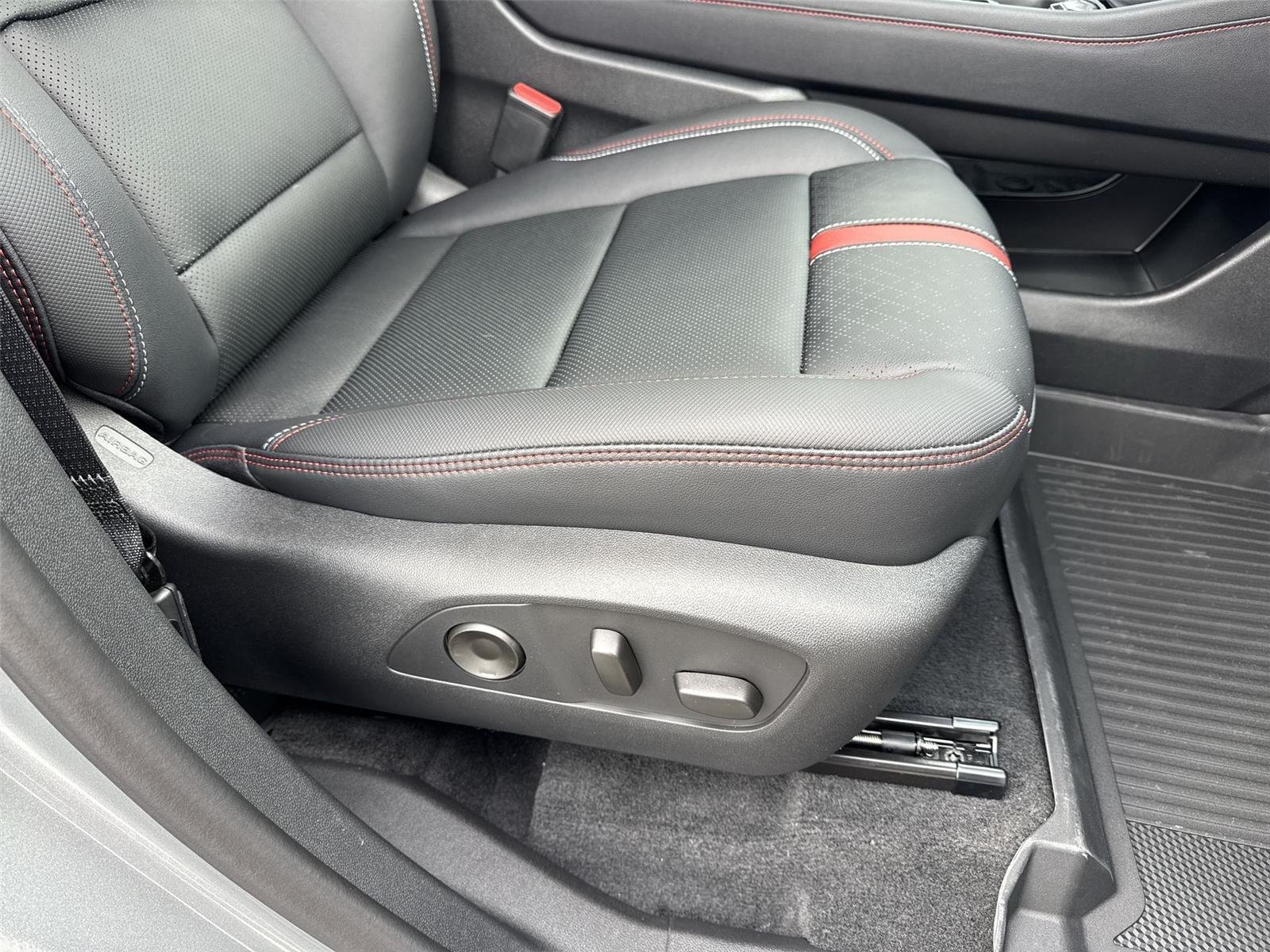 New 2026 Sterling Gray Metallic Chevrolet RS image 35