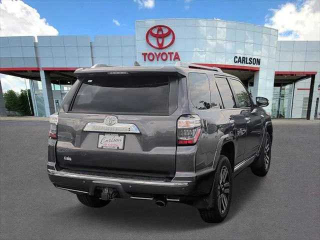 Certified Used 2018 MAGNETIC GRAY MET. Toyota  image 4