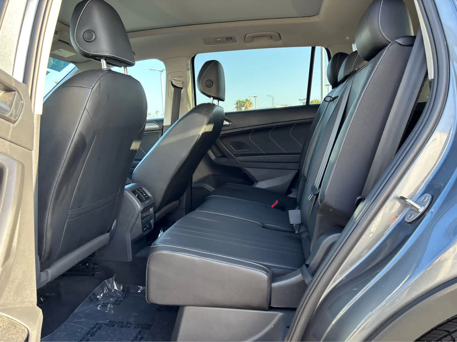 Certified Used 2023 Platinum Gray Metallic Volkswagen SE image 11