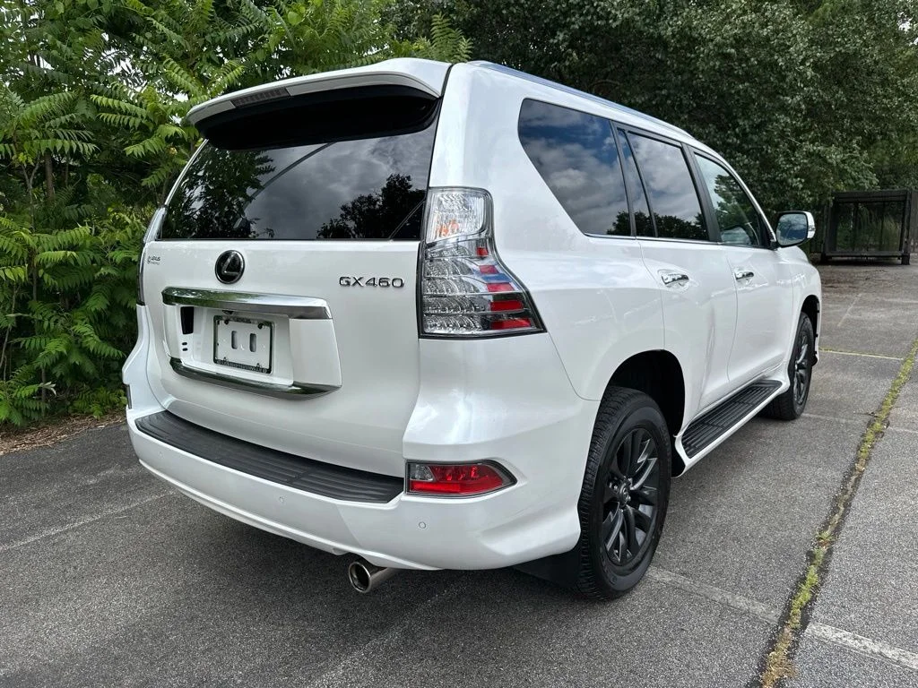 Used 2023 White Lexus 460 image 3