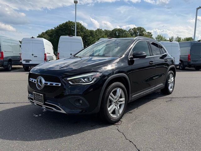 Used 2023  Mercedes-Benz GLA 250 image 3